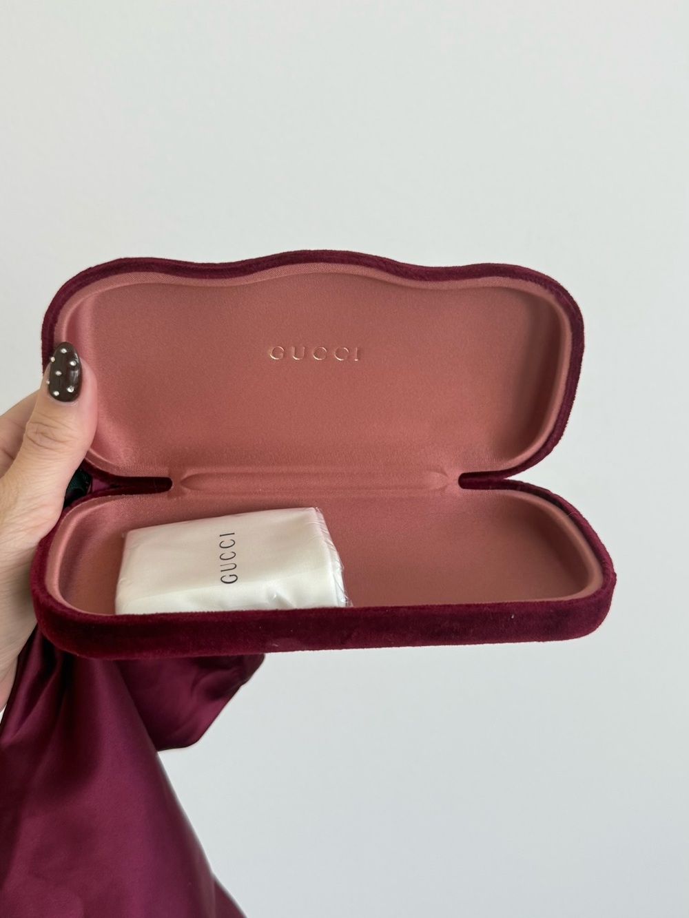Gucci sunglasses case in Deep Burgundy